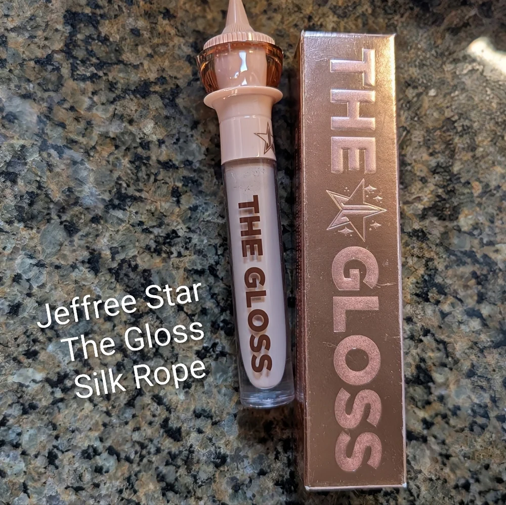 Jeffree Star Silk Rope Creamy Nude To Light Beige with Great Shine THE GLOSS NIB - Picture 3 of 10